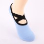 Une paire pour dames cross sangle version bordant des chaussettes de yoga sans glissement sans glissement, taille: une taille (bleue)