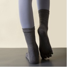 Chaussettes à cinq doigts de yoga absorbant la sueur allongés, couleur: gris foncé (taille libre)